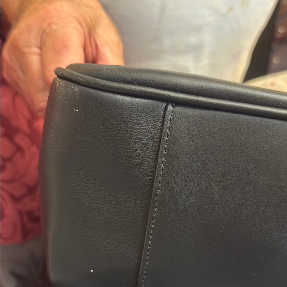 Karl Lagerfeld Black Leather Bag with Gold Details - Picture 4 of 6